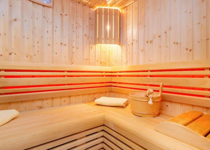 Modern With Heated Pool, Hot Tub And Sauna Villa Malinska