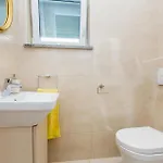 Villa Modern With Heated Pool, Hot Tub And Sauna *