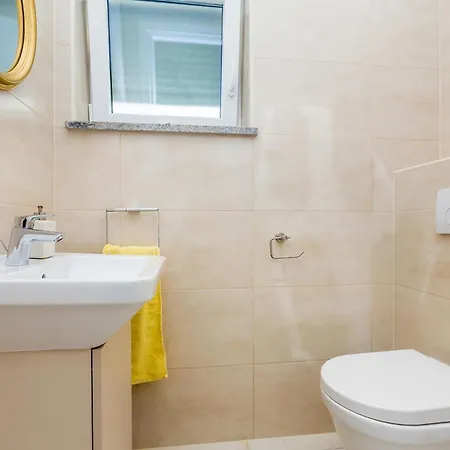 Villa Modern With Heated Pool, Hot Tub And Sauna *